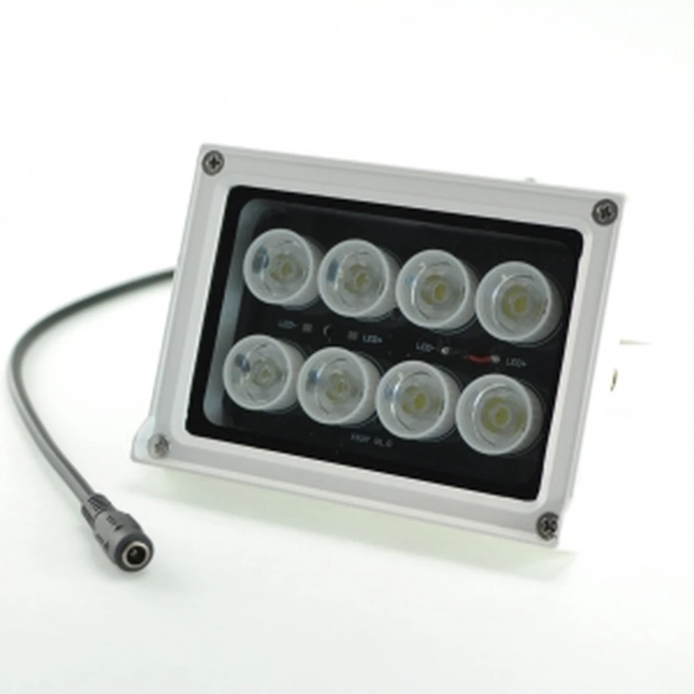 LED reflektor 12V so svetelným senzorom 10W 6500K pre exteriér