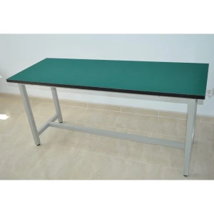 Pracovný stôl s antistatickým povrchom 180cmx80cm a výškou 75cm
