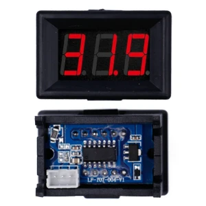Mini digitálny voltmeter 3,5V - 30V s červeným LED indikátorom pre batérie, zapustený