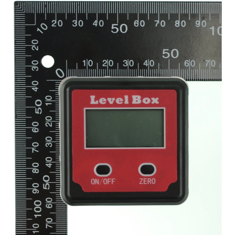 Nivel digital con base magnética con funda protectora
