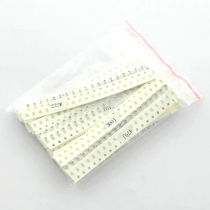 YourLed Sada SMD kondenzátorov 0805 - 700 ks s 35 rôznymi hodnotami 1pF až 10uF