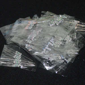 Sada rezistorov 1W 230 ks - 23 hodnôt od 22 Ohm do 1M Ohm