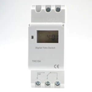Digitálny časový spínač THC15A 220V DIN s relé 16A