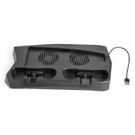 Detalle de puertos USB y conectores para carga en soporte PS5
